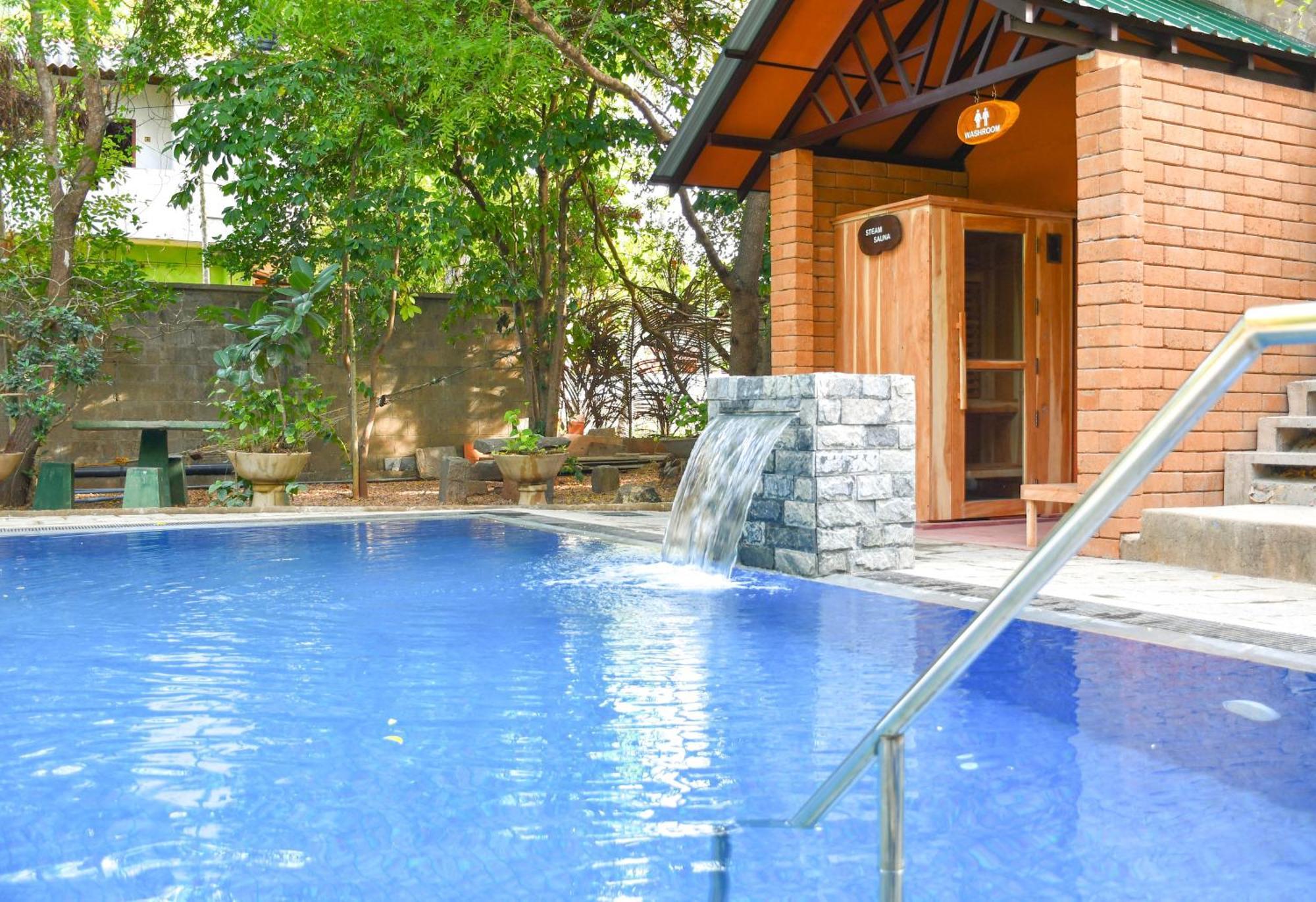 דמבולה Hotel Gala Addara מראה חיצוני תמונה