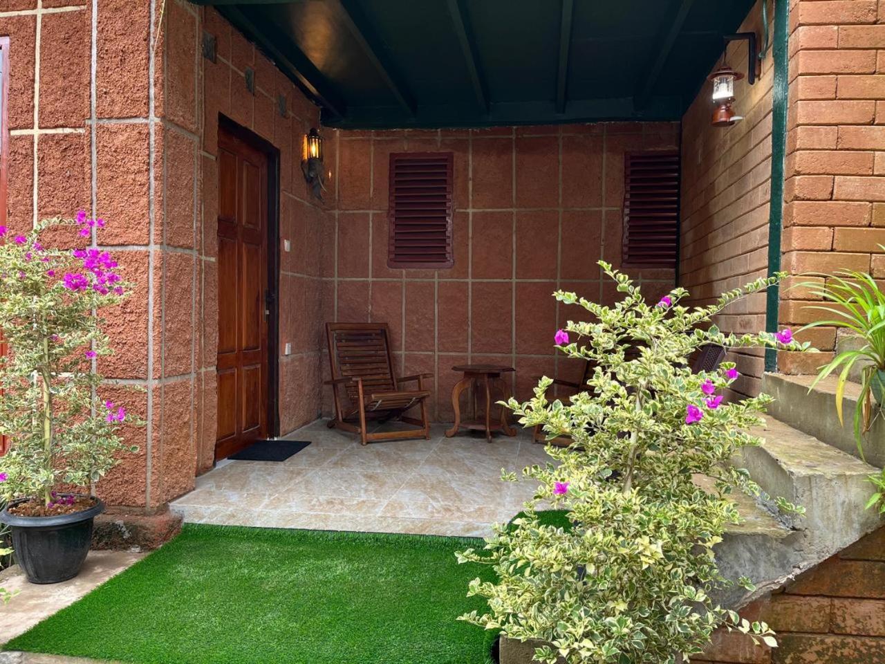 דמבולה Hotel Gala Addara מראה חיצוני תמונה